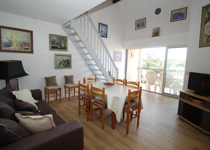Appartement T3 Avec Garage Et Terrasse A Collioure - Fr-1-309-265 アパート *